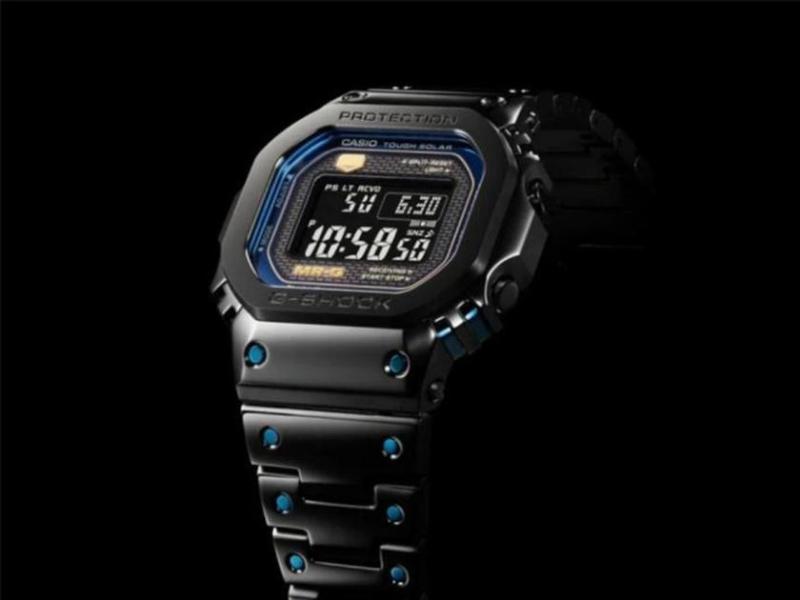 Новый G-Shock MRG-B5000BA-1JR с титановым корпусом и синими акцентами появился в онлайн-листинге Casio