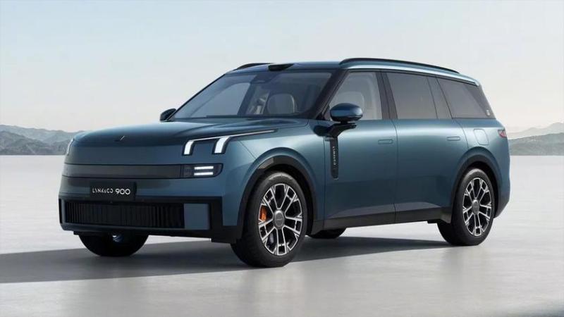 Плагин-гибрид Lynk & Co 900 получил два 30-дюймовых 6K дисплея и в самой маломощной версии развивает 710 л.с.