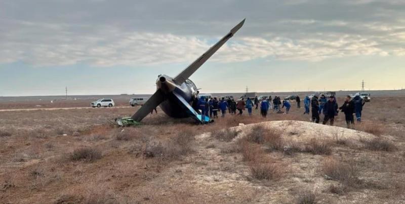 В сбитом азербайджанском пассажирском самолете ERJ-190 нашли фрагменты российской ракеты "Панцирь-С1"