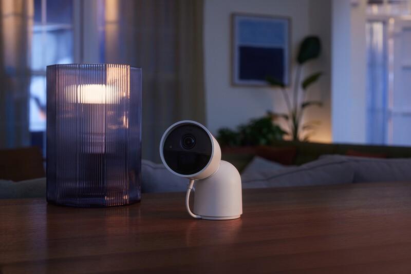 Philips Hue представила USB-C кабель для камер безопасности