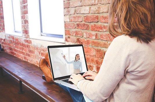 Репетитор з української мови та літератури онлайн