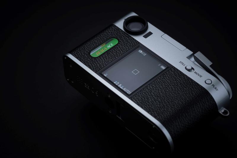 Fujifilm X half - цифровая камера для олдов, ностальгирующих по пленке