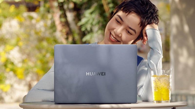 Huawei представила ноутбук MateBook Pro 2025 с сенсорным OLED-экраном, емким аккумулятором и обновленным дизайном