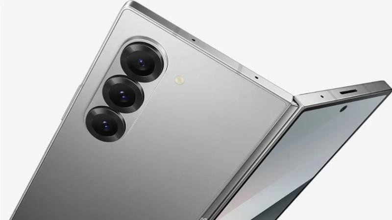 Инсайдер: Samsung Galaxy Z Fold 7 станет самым тонким смартфоном в мире