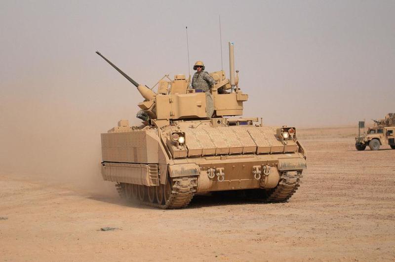 Не только HIMARS: США развернула БМП Bradley в Эстонии для усиления восточной границы для усиления восточной границы