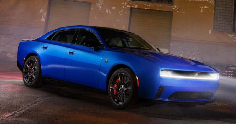 Новый седан Dodge Charger: 670 л.с. и четыре двери
