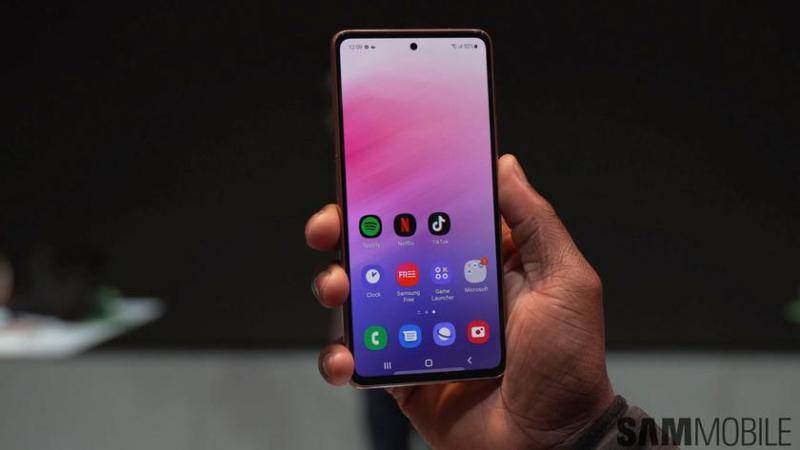 One UI 7 уже на Galaxy A53: что нового и когда ждать в других странах