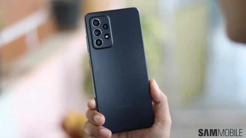 Samsung прекратила поддержку Galaxy A52 4G