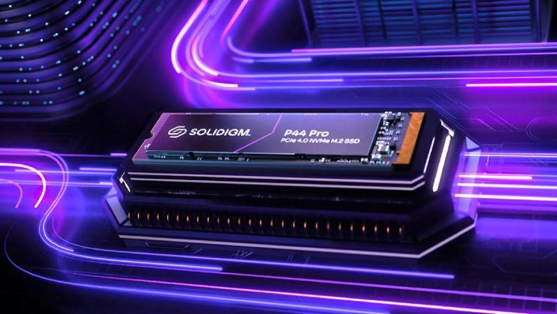 Solidigm выпустила SSD рекордной емкости — 122,88 ТБ