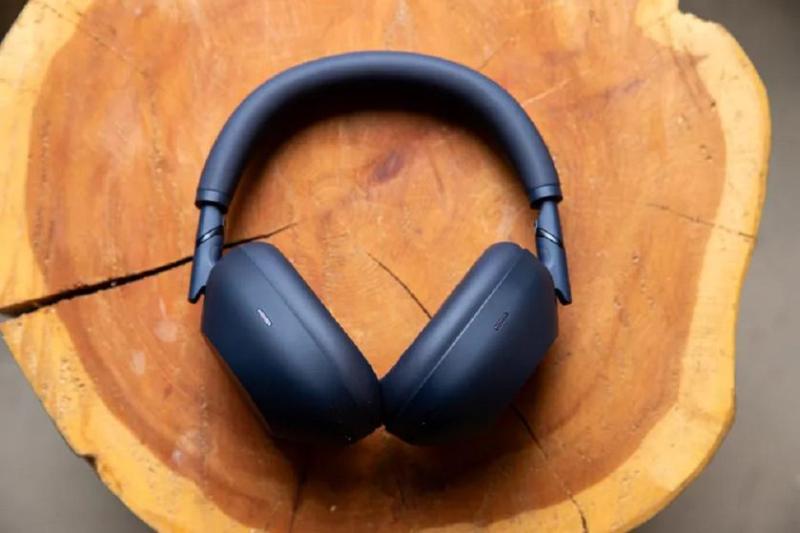 Sony представила WH-1000XM6 — флагманские беспроводные наушники со складной конструкцией и активным шумоподавлением