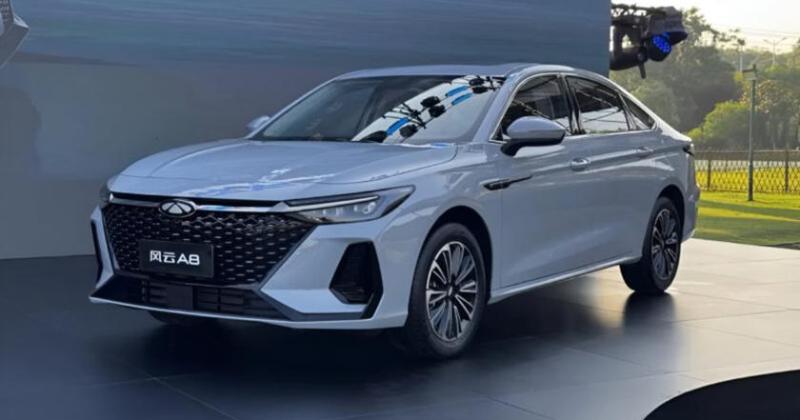 Chery выпустила гибридный седан Fulwin A8 за 11 тысяч долларов с запасом хода 1400 км