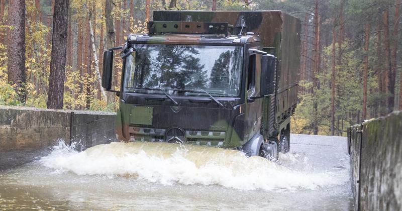 Daimler Truck получила крупный заказ от Бундесвера на грузовики Mercedes Arocs
