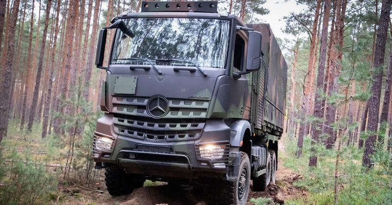 Daimler Truck получила крупный заказ от Бундесвера на грузовики Mercedes Arocs