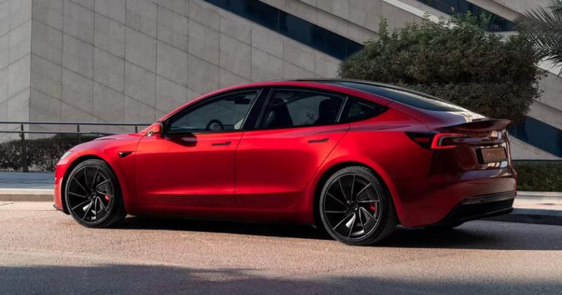 Франция потребовала от Tesla прекратить делать ложные заявления об автономном вождении