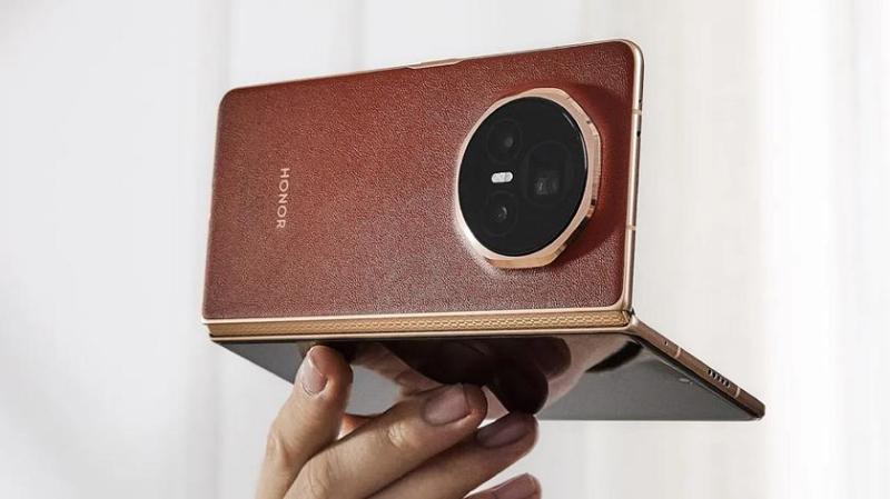 Новый рекорд для складных смартфонов: флагманский Honor Magic V5 получит аккумулятор на 6100 мАч