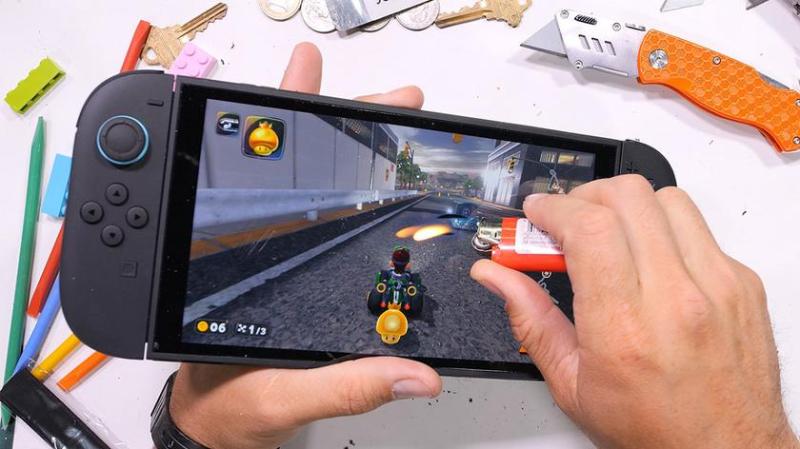 Скальпель, зажигалка и сильные руки не сломали Nintendo Switch 2: блогер JerryRigEverything протестировал новую консоль на прочность