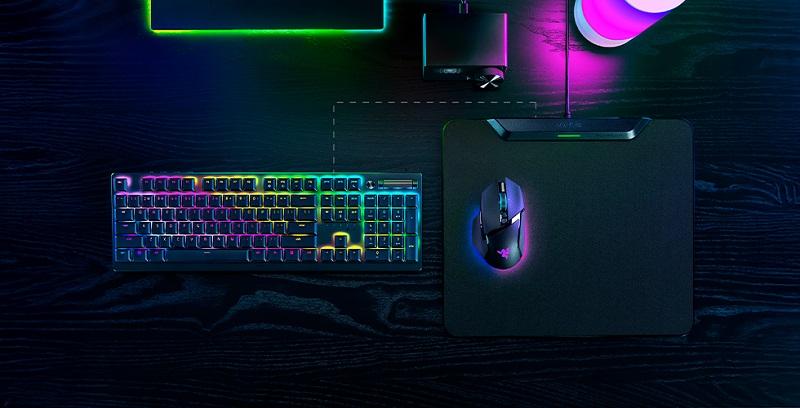 Теперь не только Mamba: Razer представила коврик HyperFlux V2, который заряжает широкую линейку беспроводных мышей компании