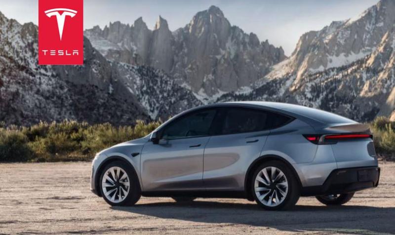 Tesla доставила первую новую Model Y без водителя прямо к покупателю