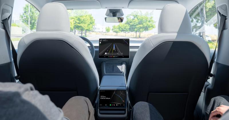 Tesla запустила роботакси в Техасе, но они пока доступны не для всех