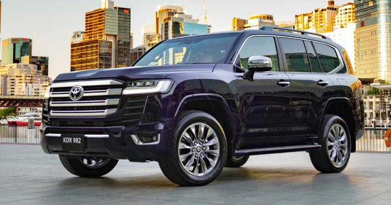 Toyota Land Cruiser 300 стал самозарядным гибридом