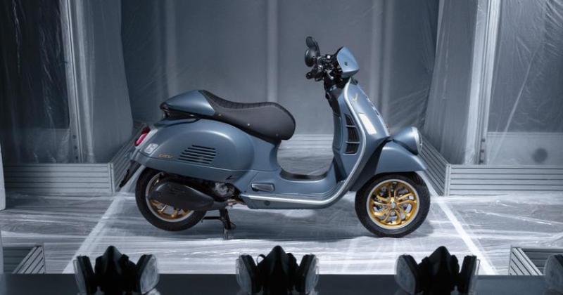 Vespa Officina 8 напомнил о ранних годах итальянского производителя скутеров