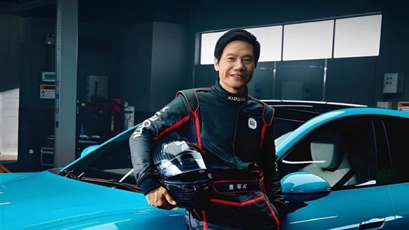 Запуск электрокара YU7 вновь сделал главу Xiaomi самым богатым человеком Китая