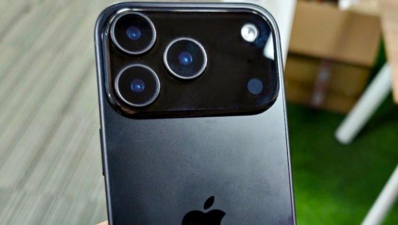 Аналитик: из-за политики Трампа три модели iPhone 17 подорожают на $50