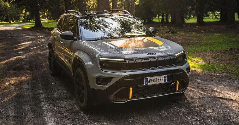 Jeep Avenger разошёлся 200-тысячным тиражом и получил полноприводную версию 4xe