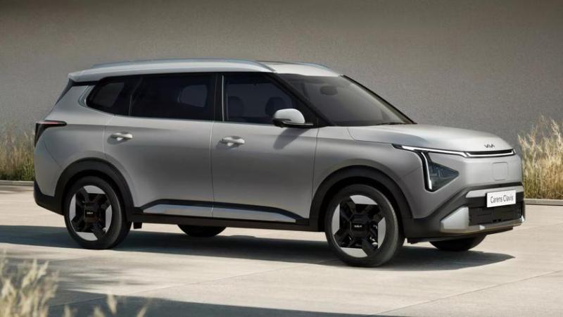 Kia представила Carens Clavis EV — свой первый электромобиль, полностью произведённый в Индии
