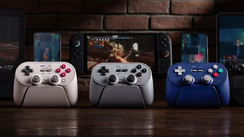 Компания 8BitDo представила Pro 3 — универсальный контроллер с модульной конструкцией, ретро-дизайном и поддержкой топовых технологий