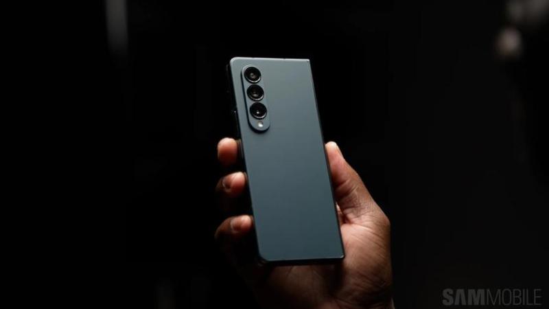 Обновление One UI 8 для Galaxy Fold 4 и Flip 4 появилось на серверах Samsung