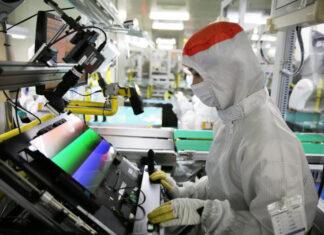 Samsung Galaxy S26 Ultra получит новейший сверхтонкий дисплей