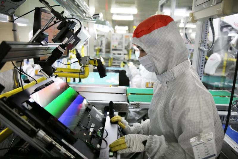 Samsung Galaxy S26 Ultra получит новейший сверхтонкий дисплей