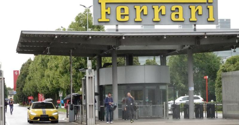 Xiaomi SU7 Ultra замечен на заводе Ferrari в Италии