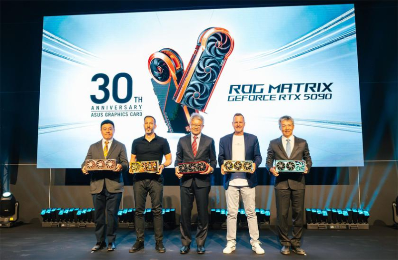 Юбилейное возвращение: ASUS представляет RTX 5090 в честь 30 лет ROG