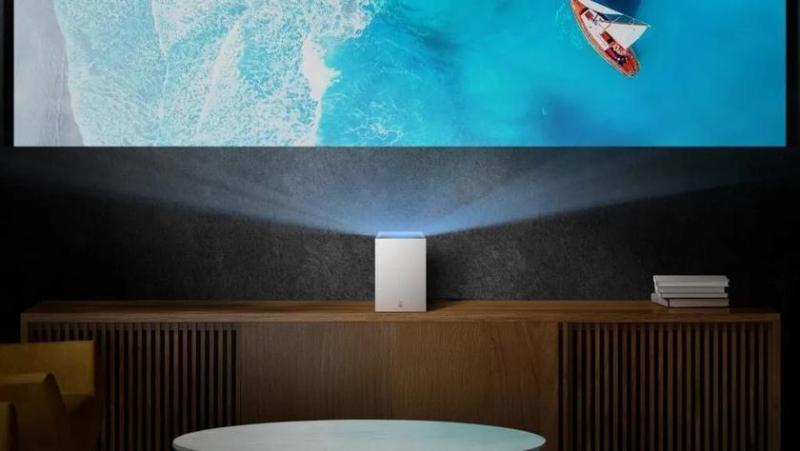 Большое кино в маленьком корпусе: LG представила компактный 4K-проектор CineBeam S с поддержкой Dolby Atmos