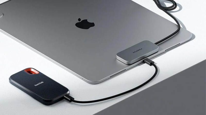 Дайте свободу USB-порту своего iPad! Компания Kuxiu предлагает магнитный зарядный аксессуар, который использует Smart Connector