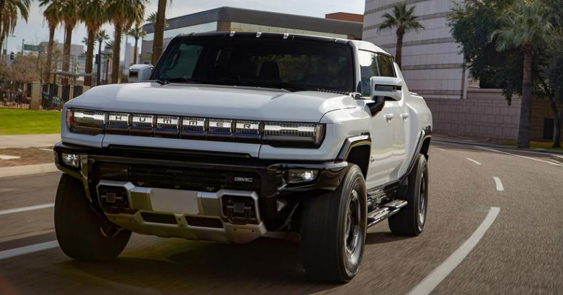 GMC Hummer EV: Bringing Futuristic Tech to Off-Road Adventures