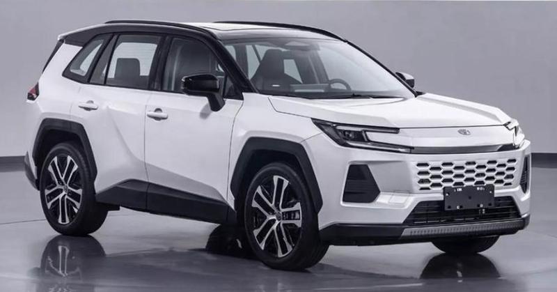 Toyota готовит новую бензиновую версию RAV4, но род другим названием — Wildlander