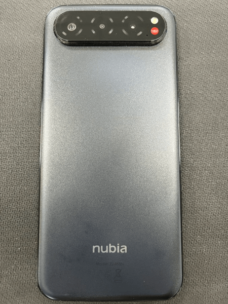 Утечка официальных рендеров и характеристик Nubia Air