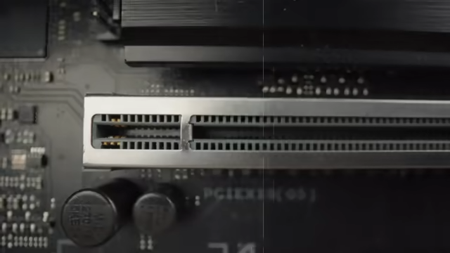 ASUS демонстрирует новый стандарт передачи энергии через PCIe: 250 Вт без кабеля и дополнительных разъемов-2
