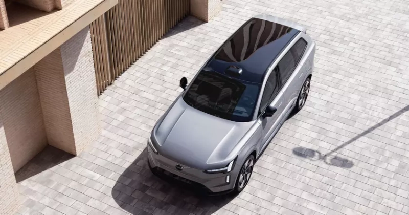 Tech Unveiling: Volvo&#39;s Advanced EX90 Model