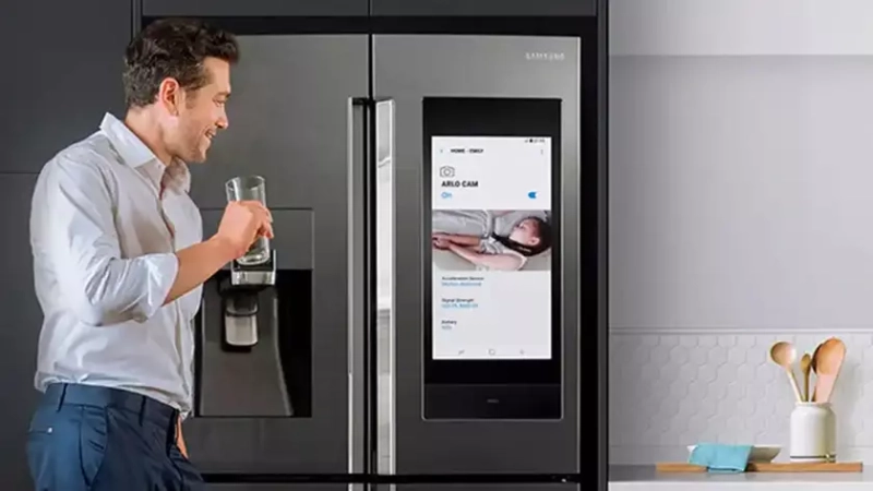 A Closer Look at Samsung's Family Hub: Convenience Meets Connectivity