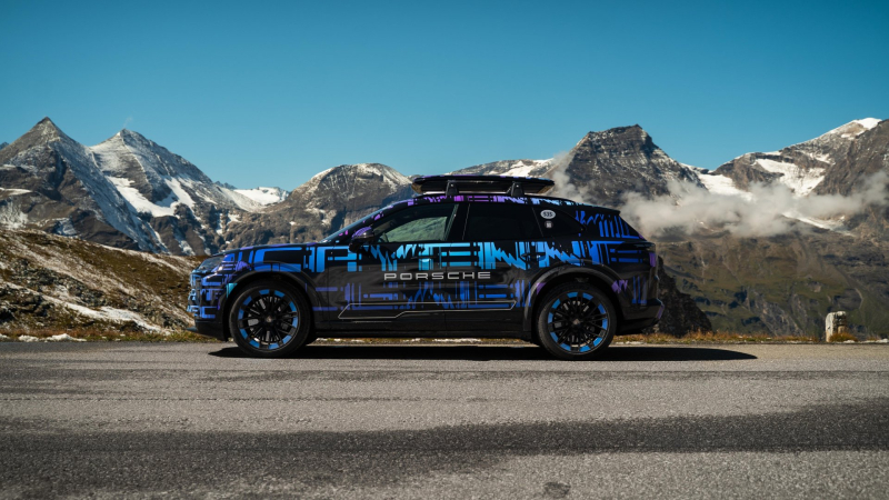 Прототип Porsche Cayenne Electric