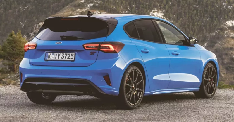 Ford&#39;s 2024 Focus ST Edition: A Dynamic Drive for Car Enthusiasts