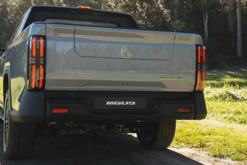 MG бросила вызов Ford Ranger и Toyota Hilux с новым пикапом MGU9
