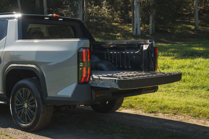 MG бросила вызов Ford Ranger и Toyota Hilux с новым пикапом MGU9