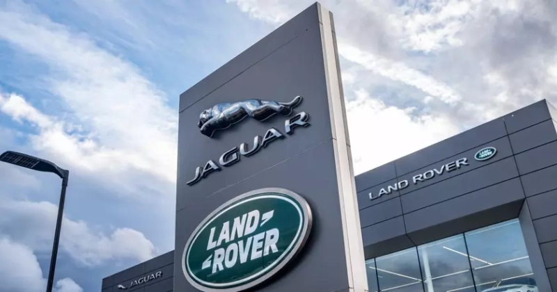 Будущее за углом: Какие технологические изменения ожидают посетителей Jaguar Land Rover?