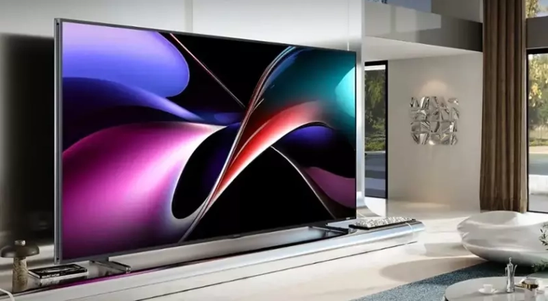 Изучаем новинку: все, что нужно знать о постере Hisense 116U75QG