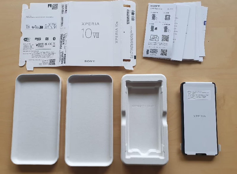 И Sony туда же: смартфон Xperia 10 VII продается без зарядного устройства и USB-кабеля